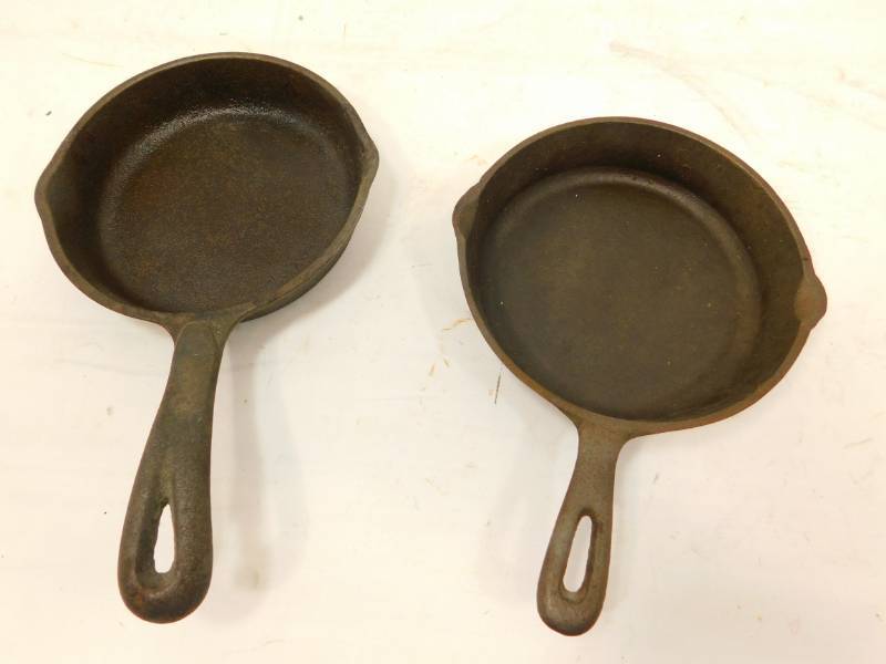 lot 61 image: Two Cast Iron Skillets