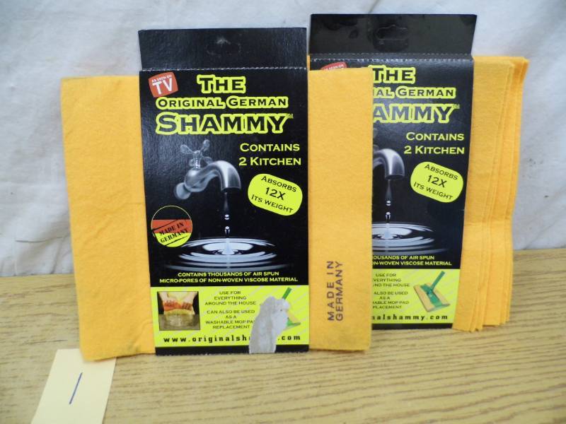 lot 1 image: Lot of 2 New Shammys