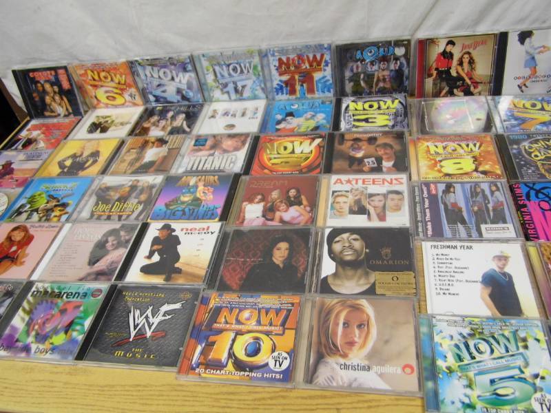 lot 26 image: CDs