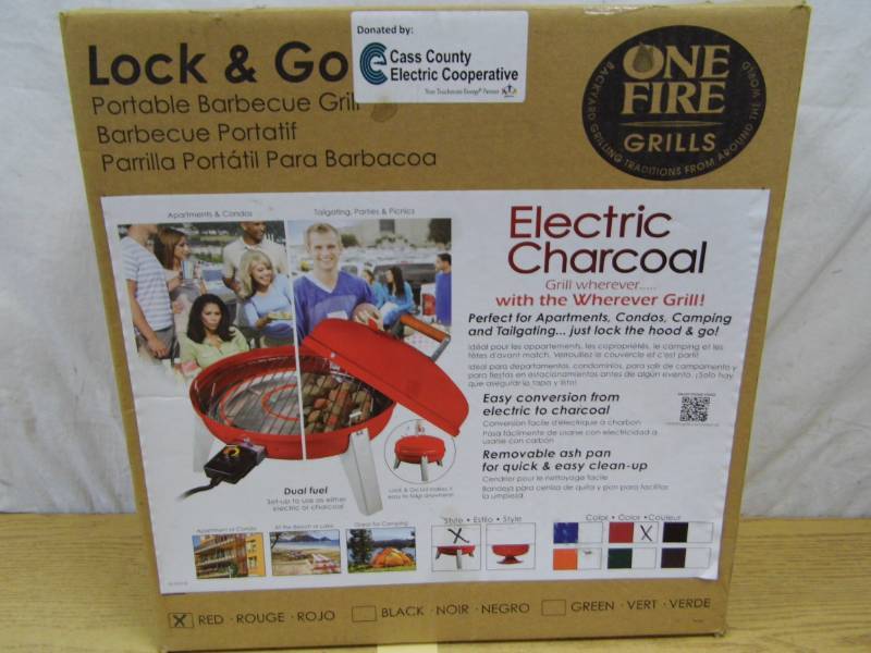 lot 27 image: Electric  Charcoal Grill