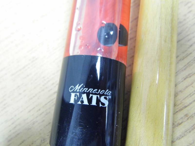 lot 31 image: Minnesota Fats Pool Cue