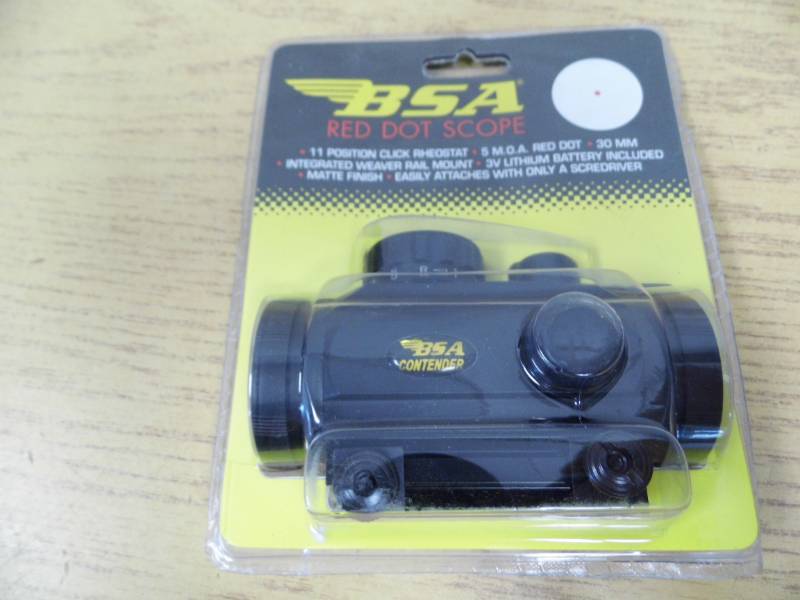 lot 44 image: New BSA Red Dot Scope