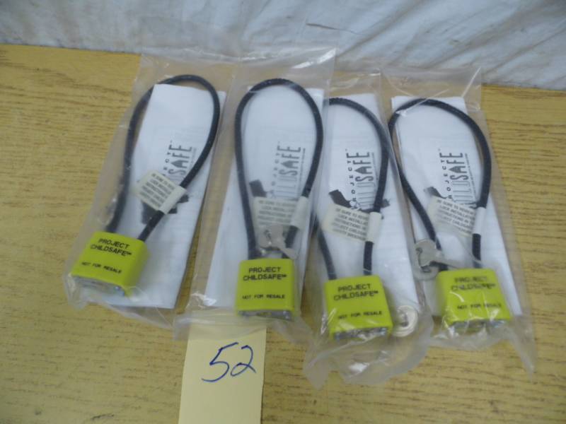 lot 52 image: Gun Locks