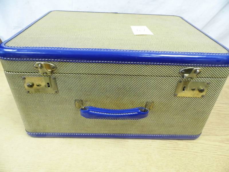lot 67 image: Domestic Sewing Machine