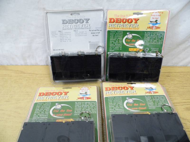 lot 78 image: Lot of 4 packs (6 Each) Decoy Retrievers