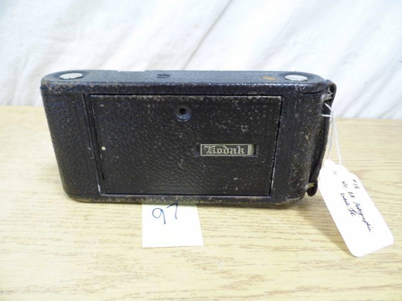 lot 97 image: No. 1A Autographic Kodak Jr Camera