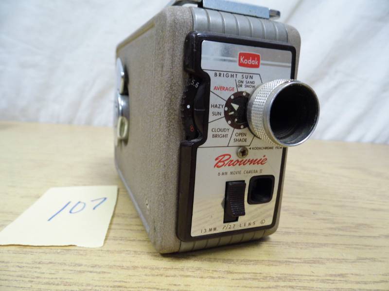 lot 107 image: Kodak Brownie 8mm Movie Camera