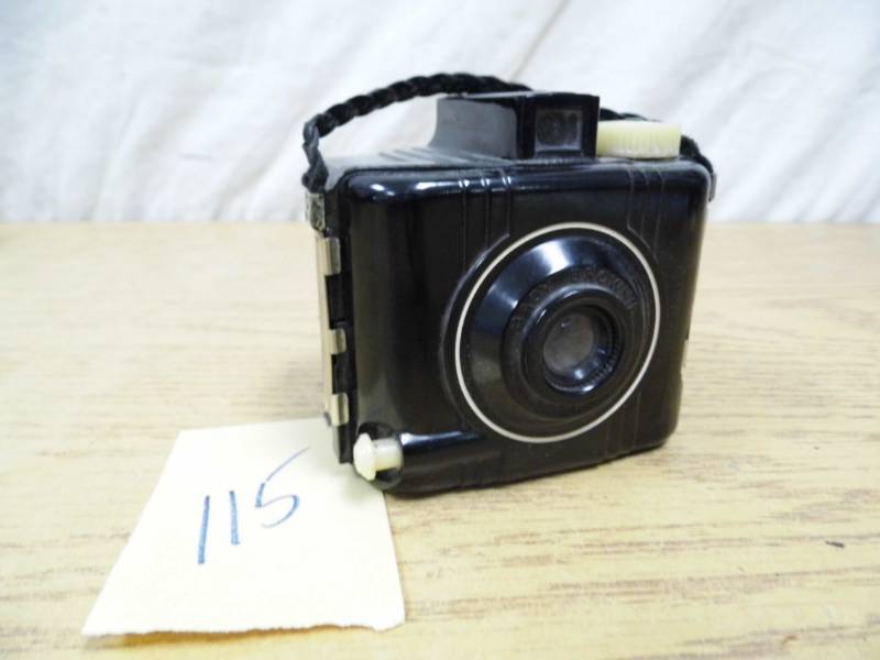 lot 115 image: Baby Brownie Special Camera