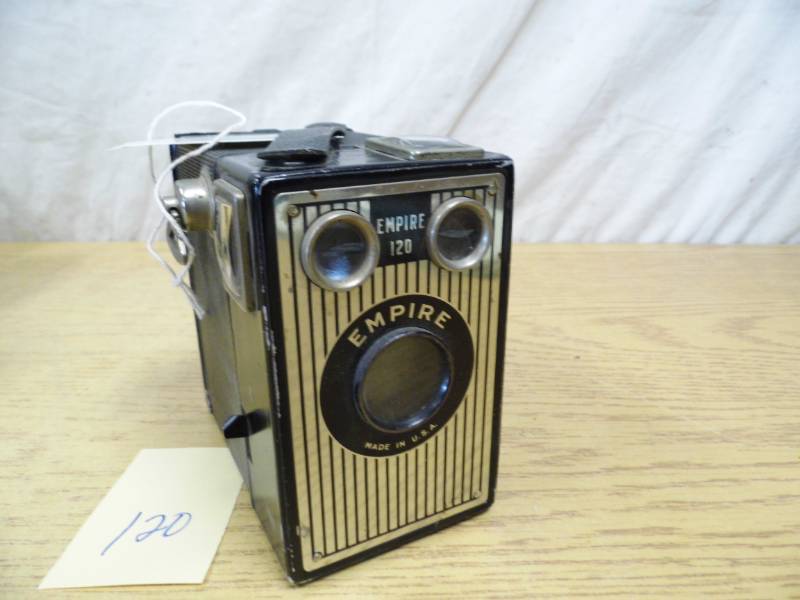 lot 120 image: Empire 120 Camera