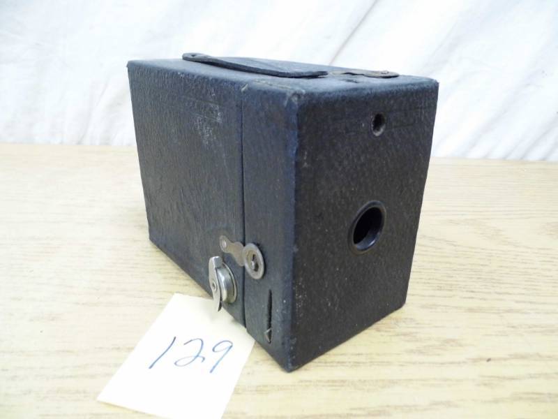 lot 129 image: Cartridge Hawkeye Model P Camera