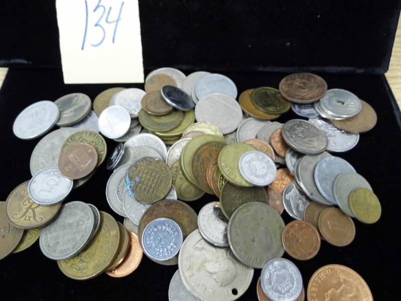 lot 134 image: 100 Assorted Foreign Coins