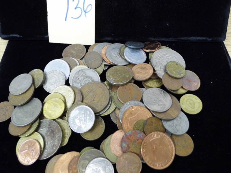 lot 136 image: 100 Assorted Foreign Coins