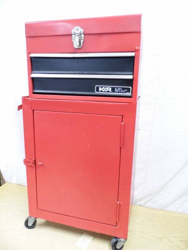 lot 147 image: Tool Cabinet w Base