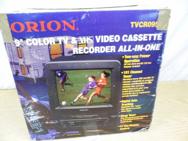 lot 155 image: TV - VCR Combo