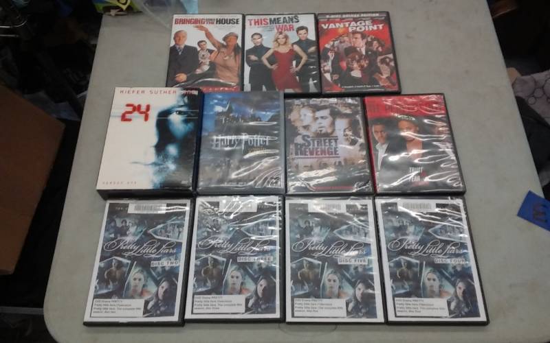 lot 33 image: Lot Of TV Series, Boxed Set DVDs
