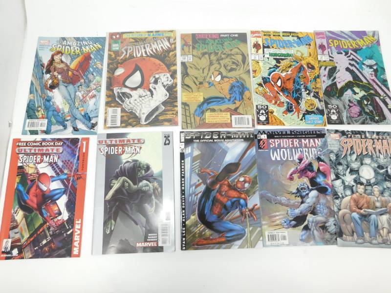 lot 13 image: Ten SPIDER-MAN Comic Books