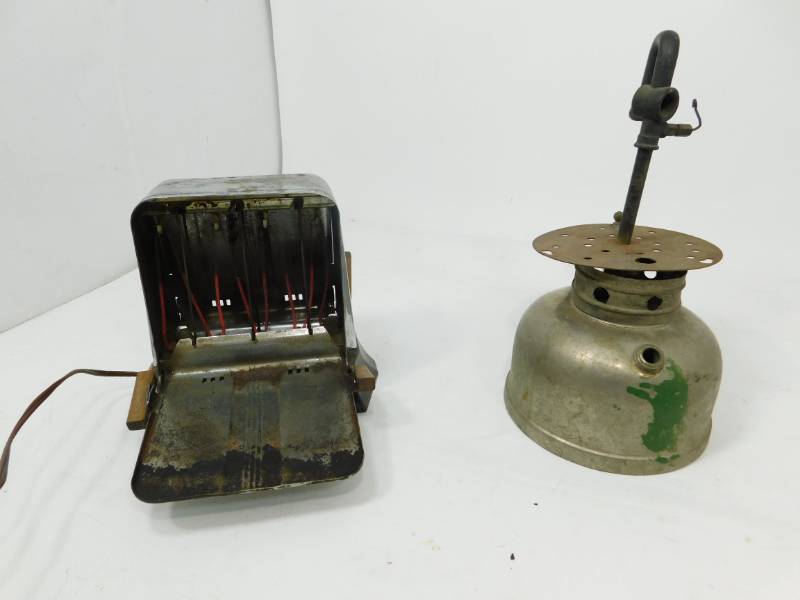lot 84 image: VintageAntique Toaster & Scarce Vintage Camp Stove Heater Lantern Light Look Parts