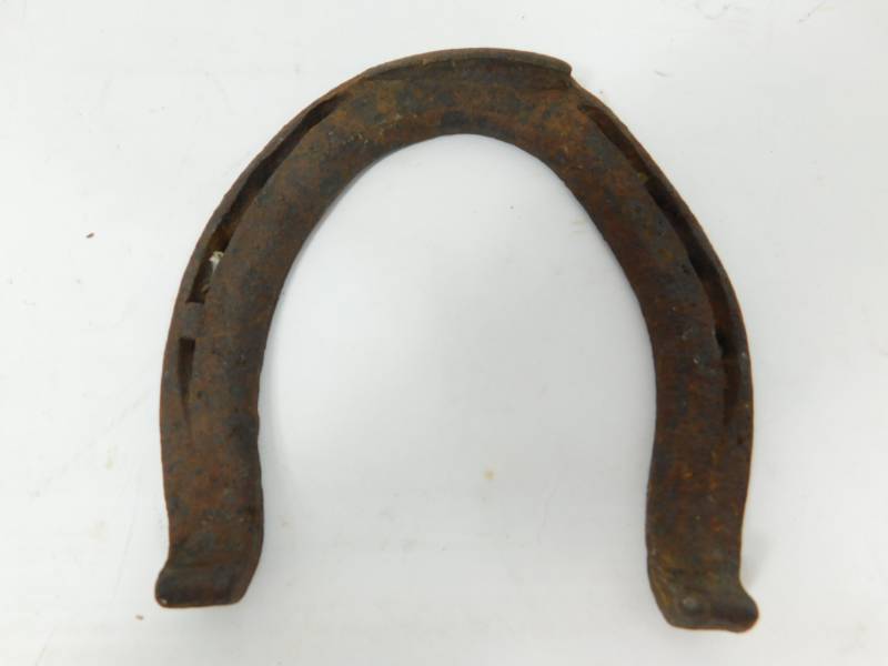 lot 86 image: Vintage Horse Shoe