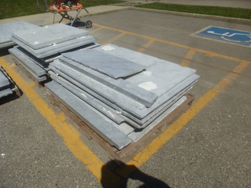 lot 5 image: Vintage Marble