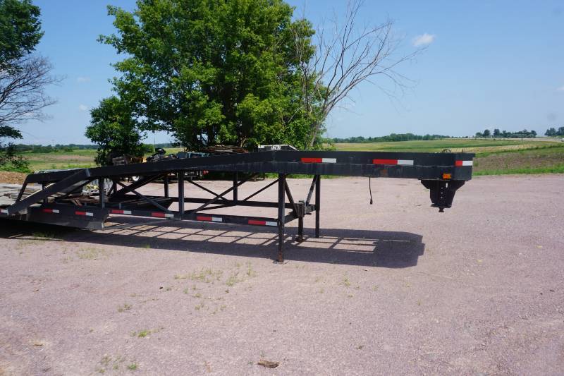 1985 50 Quad Axle 5th Wheel Deck Over Equipment Utility Trailer