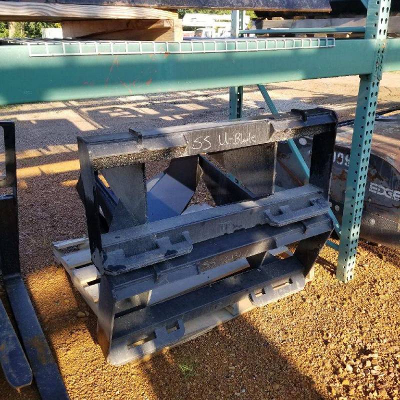 Universal Mount Bobcat Skid Loader Skid Steer U-Blade Landscaping Attachment
