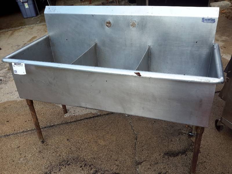 lot 4 image: 3 Section Stainless Steel Sink