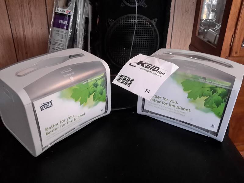 lot 74 image: 2, like new tork, napkin holders