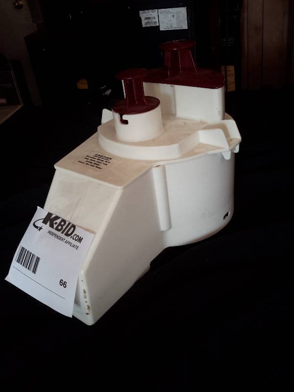 lot 66 image: Food Processor hopper attachment