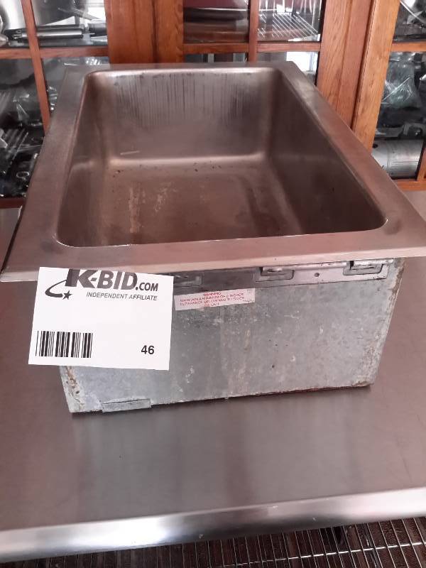 lot 46 image: Stainless Steel pan bath with drain.. 15 in x 8 in x 24in