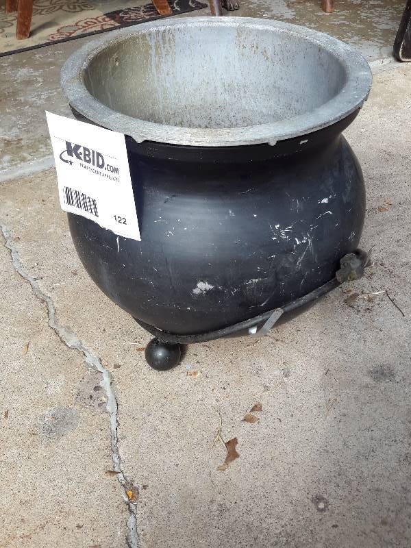 lot 122 image: Electric Soup pot.. No cover