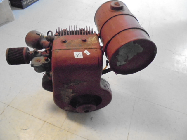 lot 37 image: Motor