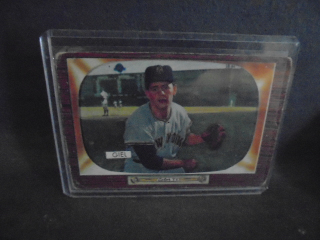 lot 43 image: MLB Pitcher Cards,  1955 Bowman Paul Giel MN Native and MORE