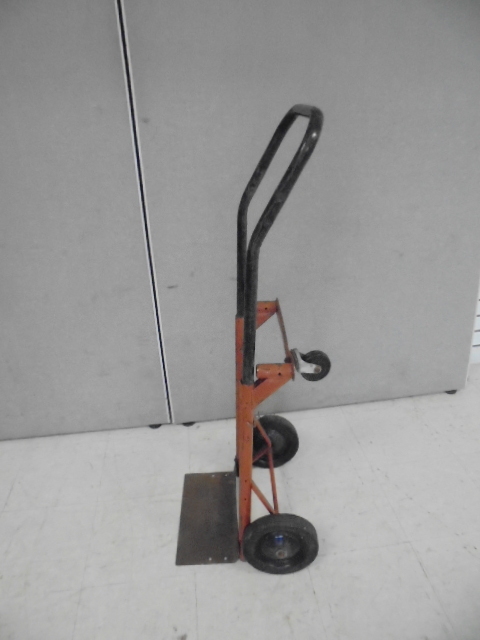 lot 67 image: Hand Cart