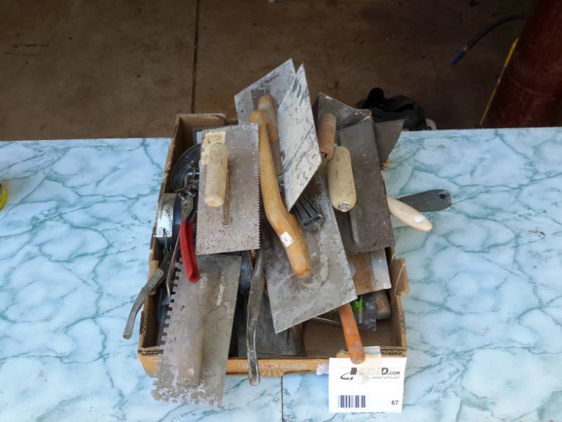 lot 67 image: Dry Wall Repair Tools and Much More Please See Close-Ups