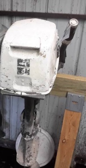 lot 157 image: Old Johnson Outboard Boat Motor