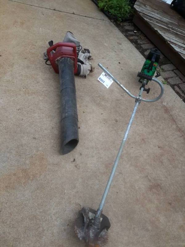 lot 166 image: 1 Toro Leaf Vaccume, 1 Weed Eater Weed Whip