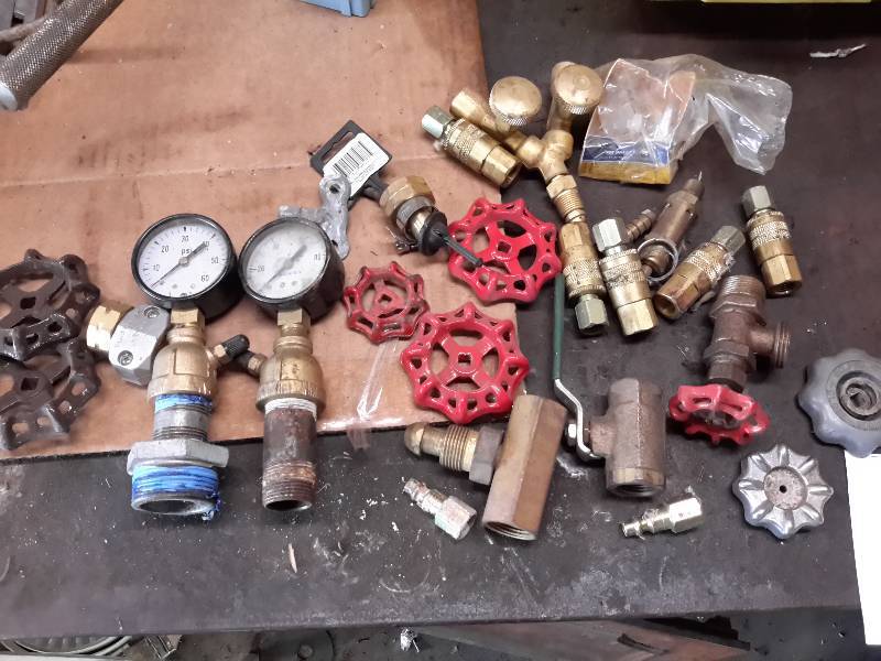 lot 191 image: Lot of Valves and Gauges