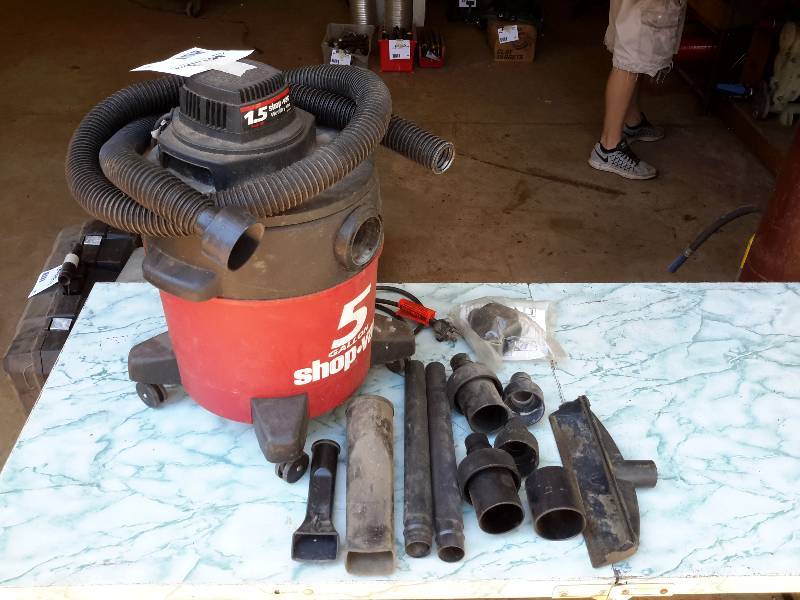 lot 56 image: 5 Gallon Shop-Vac