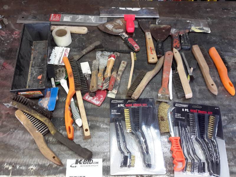 lot 130 image: Large Lot of Wire Brushes, Scrapers, and More
