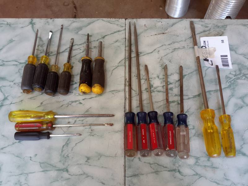 lot 58 image: Lot of Mostly Flat Head Screw Drivers See Close-Ups