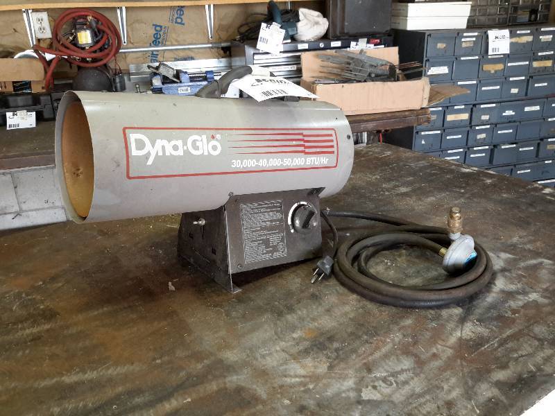lot 31 image: Dyna-Glo Propane Heater