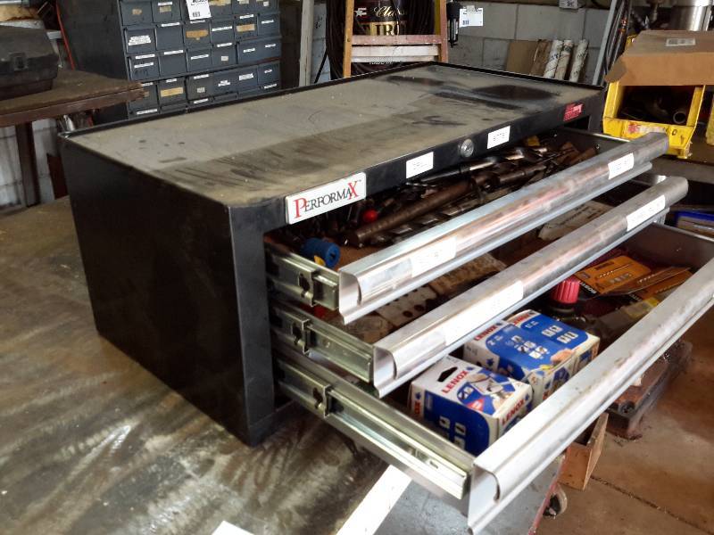 lot 16 image: PerformaX Three Drawer Tool Chest