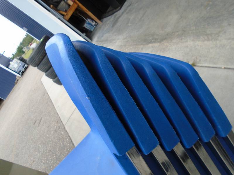 lot 13 image: Chairs