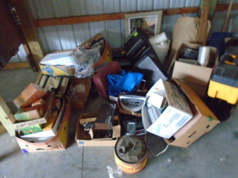 lot 11 image: Large Lot of Misc. Items