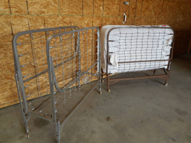 Roll Away Beds