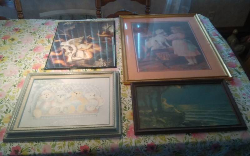 lot 37 image: Lot Of 4-Wall Decor (Waiting By Melvin Boynton)