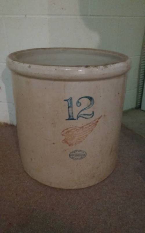 lot 64 image: Red Wing 12-Gallon Crock