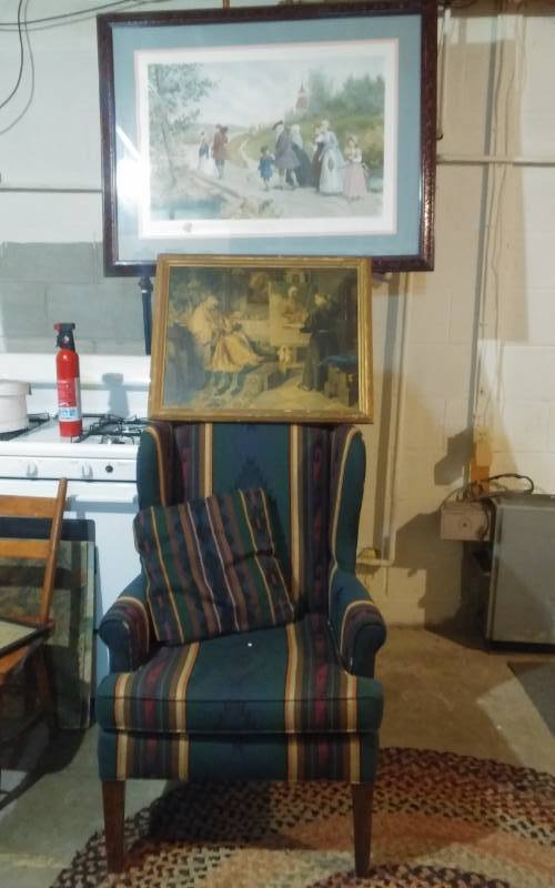 lot 68 image: Oval Braided Rug 76x108, Wing Back Chair, 2-Pictures