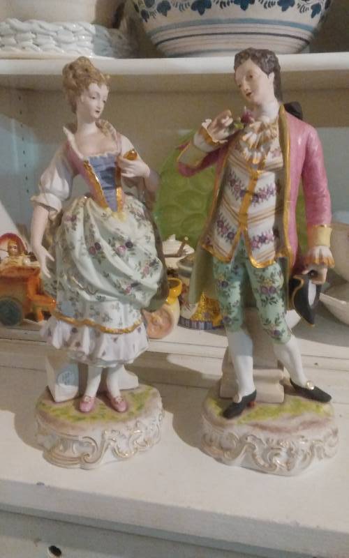 lot 77 image: Pair Of Victorian Statues 17