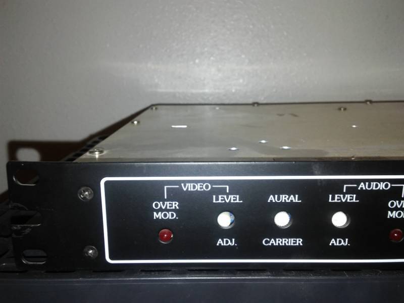 lot 39 image: Holland Electronics Agile monitor, model HMA - 500 audio video.